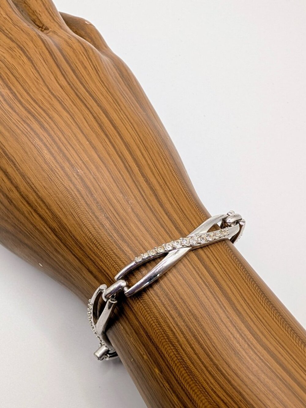 Swarovski Authentic Infinity Link Bracelet - Vintage - Picture 4 of 14